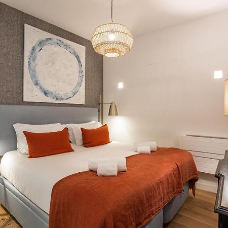 Chic Tailor Made Flat In Chiado Apartman Lisboa Kültér fotó
